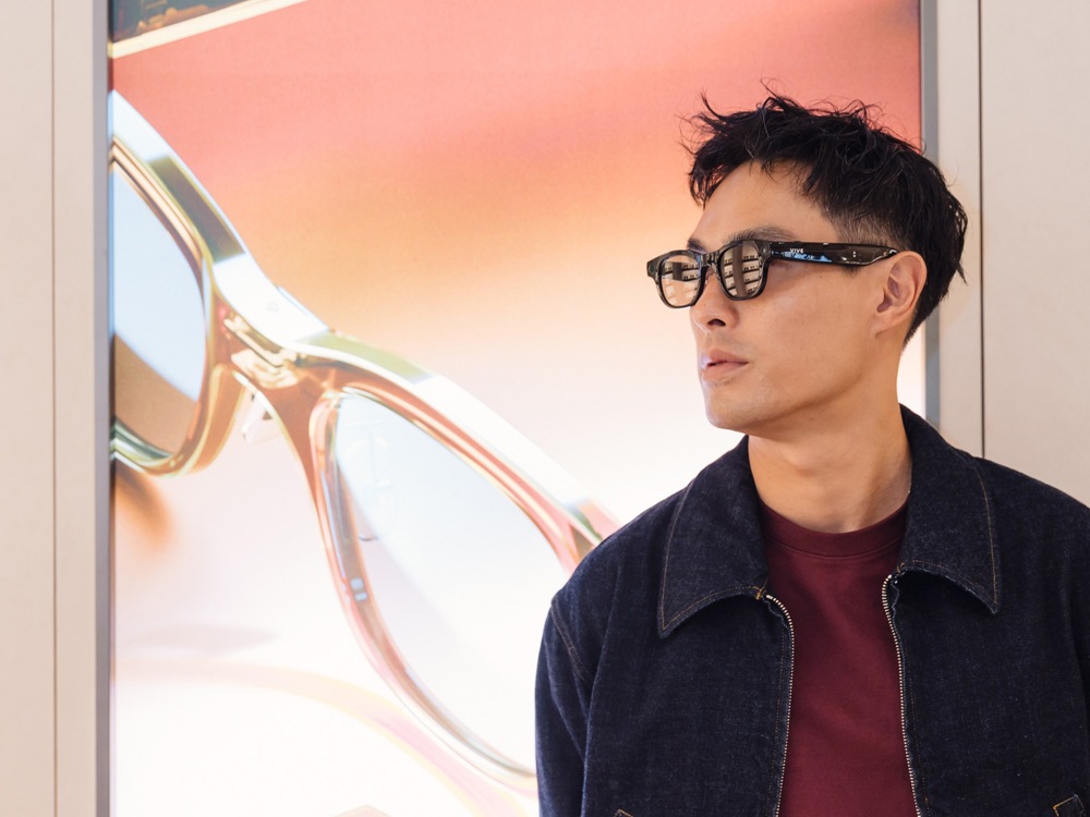 楊祐寧佩戴VIVE Eagle黑色款-2 拷貝