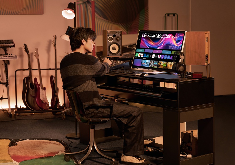【新聞圖片4】LG Smart Monitor Swing斜槓機內建webOS系統，一台即可搞定創作、工作等情境需求