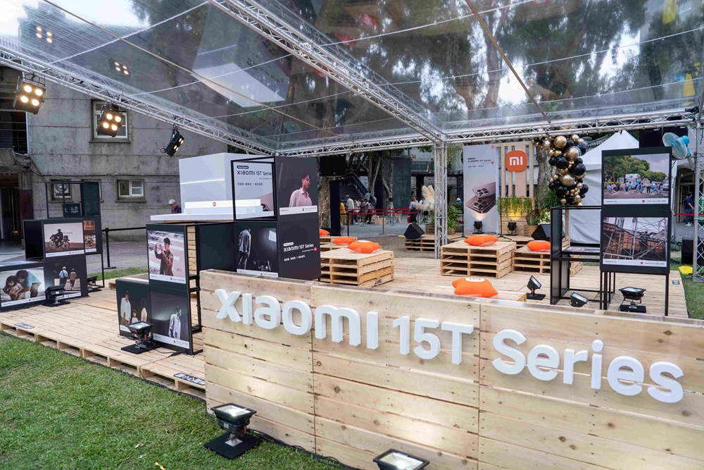 01. 小米於 9 月 26 日盛大發表全新 Xiaomi 15T Series，並在華山樹前草地舉辦「小米聚光時刻」活動，現場規劃手機體驗、專屬拍貼機與音樂演出，邀請民眾共同記錄屬於自己的聚光瞬間。