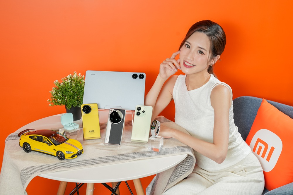 03. 「小米雙 11」活動期間，每日將海量放送折價券，更有 NT$111 與 NT$1,111 現金券限量開搶，讓米粉以檔期最優惠價格入手明星商品，還能一次帶走指定加贈好禮。