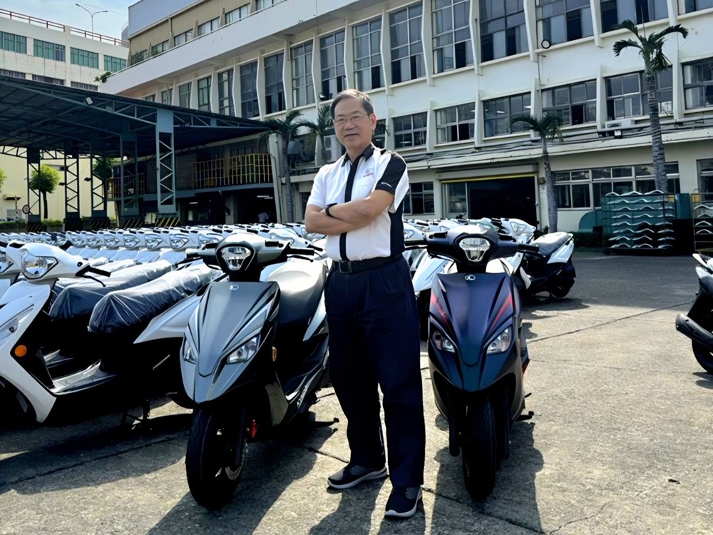 KYMCO 12 月啟動「好事成雙」量產「大滿配」新武器「新 K1 特仕版」