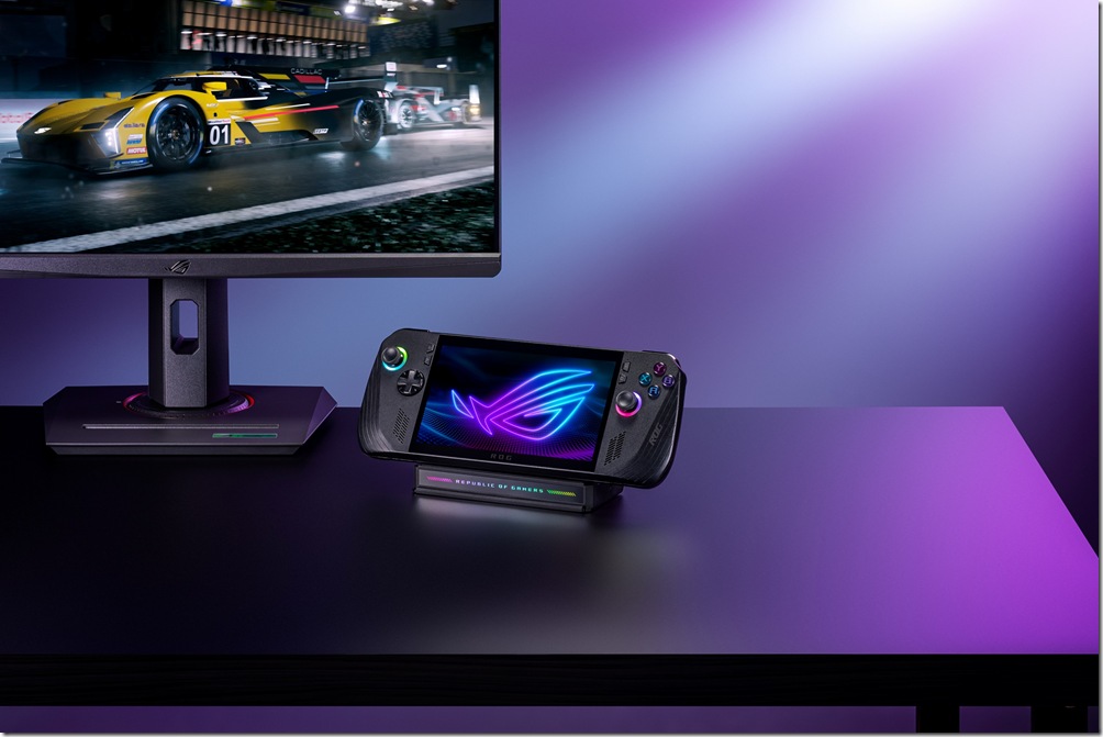 掌機「最強神隊友」：ROG Bulwark電競擴充基座DG300。