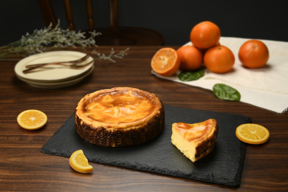 04_亞尼克全新橙光橘香巴斯克生起司(6吋)，售價600元