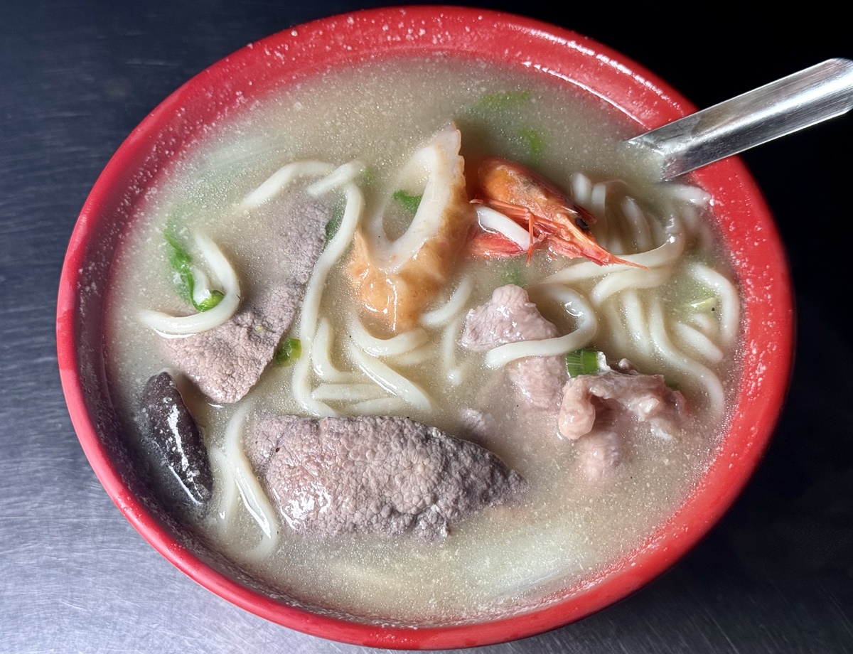基隆隱藏版什錦麵湯鮮豬肝一絕