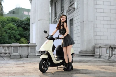 李多慧續約光陽 KYMCO 再任 Like EURO 125 與 Yogurt Slim 125 代言 過年前迎來合作新進展