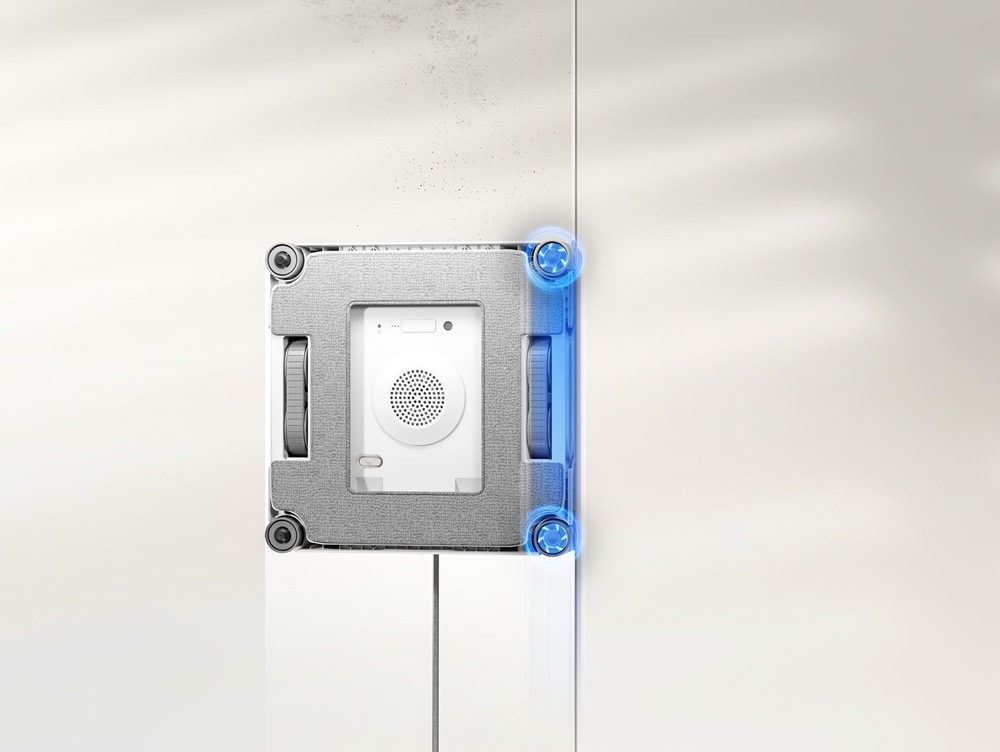 ECOVACS科沃斯 WINBOT W2S OMNI 渦輪邊刷智慧升降,遇邊角自動降下,覆蓋率達99%。搭配專利工字型超纖維抹布,可以全面覆蓋清潔路徑,鎖水容塵提升清潔能力,走過就乾淨 ECOVACS科沃斯 WINBOT W2S OMNI 渦輪邊刷智慧升降,遇邊角自動降下,覆蓋率達99%。搭配專利工字型超纖維抹布,可以全面覆蓋清潔路徑,鎖水容塵提升清潔能力,走過就乾淨