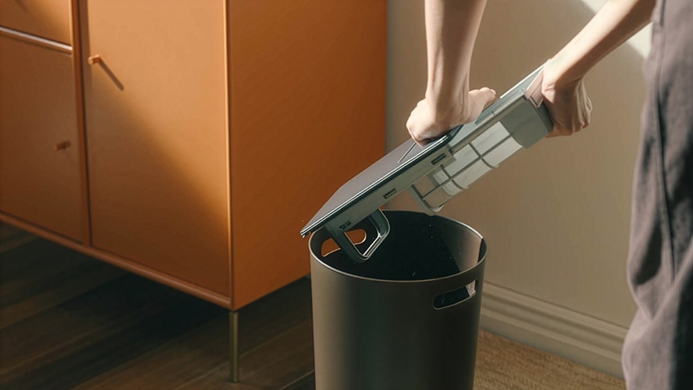 【新聞圖片2】LG WashCombo AI熱泵滾筒洗衣機全新易拉潔濾網一拉即可清棉絮