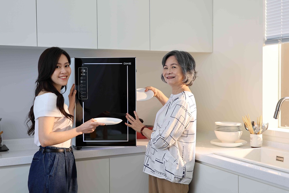 圖04_DIKE 定溫等離子除菌烘碗機同時兼具烘乾、除菌與儲存功能。