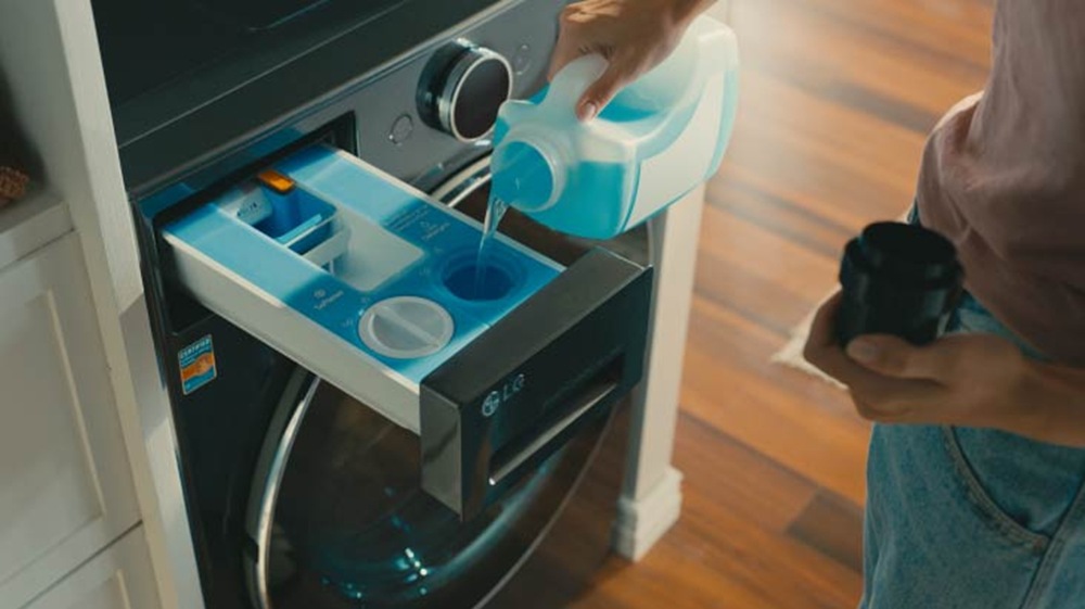 【新聞圖片3】LG 智慧洗劑投入技術能依衣物量自動分配適量的洗衣精與柔軟精[3]