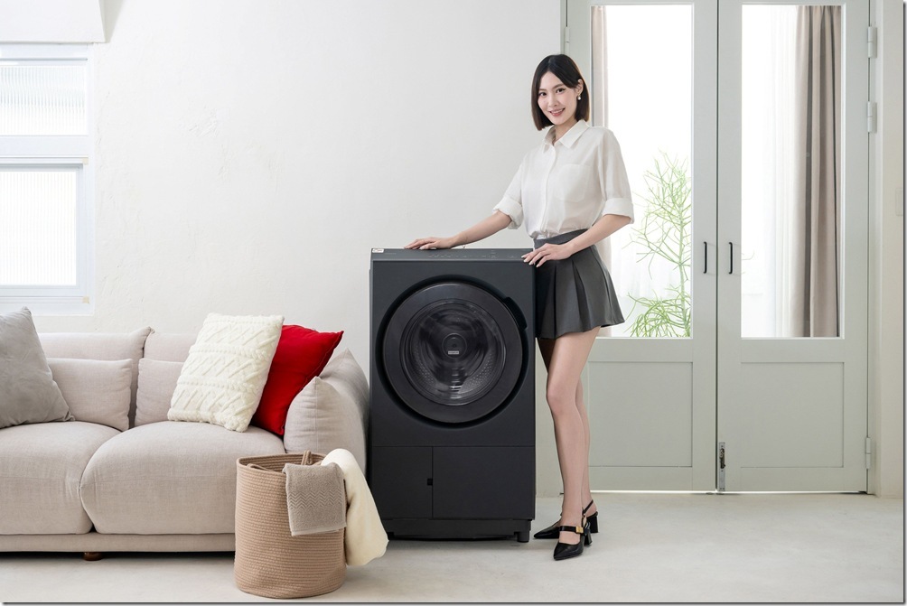 新聞照片1_日立熱泵洗脫烘滾筒洗衣機 BD-SZ150KJ主打一機完成洗、脫、烘全方位體驗。 新聞照片1_日立熱泵洗脫烘滾筒洗衣機 BD-SZ150KJ主打一機完成洗、脫、烘全方位體驗。