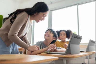 ASUS Chromebook CM32 與 CX14 結合 Gemini AI 助攻教學 強化學生 AI 素養與雲端學習體驗