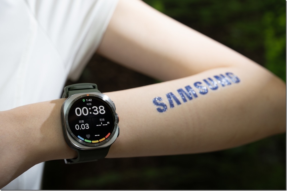 Galaxy Watch Ultra2全新越野跑功能，幫助跑者於山林間奔跑、探索大自然時安全地突破極限