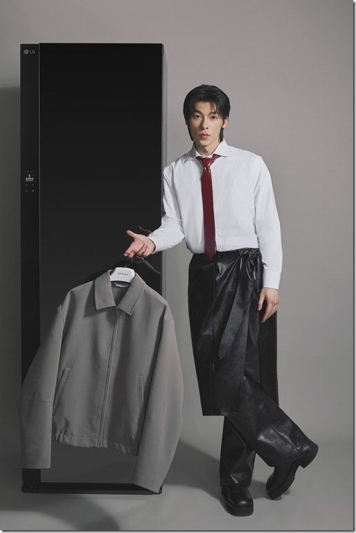【新聞圖片2】LG Styler接招雨天濕衣與換季難題 【新聞圖片2】LG Styler接招雨天濕衣與換季難題