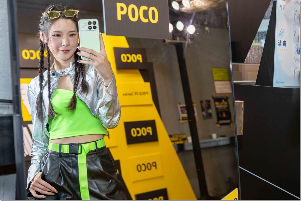 POCO F9 Series 在影像系統上迎來歷史性跨級突破,全系列首度搭載2億畫素超清晰主鏡頭,遊戲神機也能展現也能展現旗艦級成像實力。 POCO F9 Series 在影像系統上迎來歷史性跨級突破,全系列首度搭載2億畫素超清晰主鏡頭,遊戲神機也能展現也能展現旗艦級成像實力。