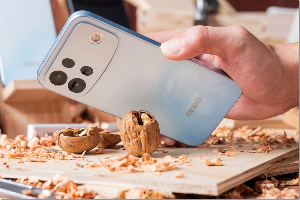 OPPO A7 Pro 系列 一支撐得久、靠得住,滿足多元生活場景的主力手機 OPPO A7 Pro 系列 一支撐得久、靠得住,滿足多元生活場景的主力手機