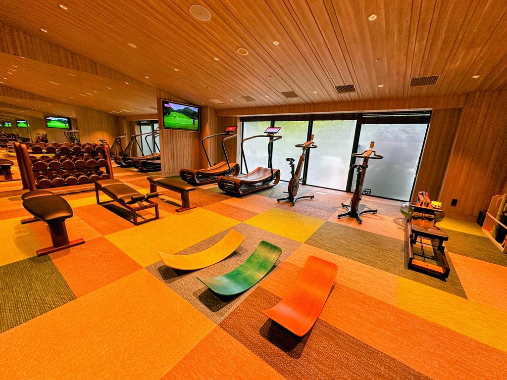 Hotel Indigo Karuizawa-木質大廳、森林景觀