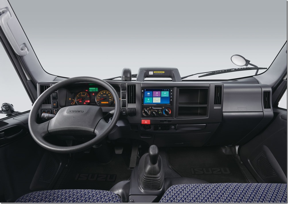 ISUZU_大中控台