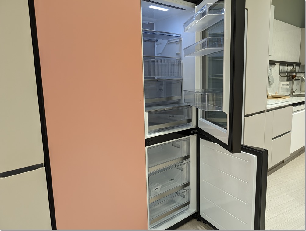 PXL_20231129_033516971