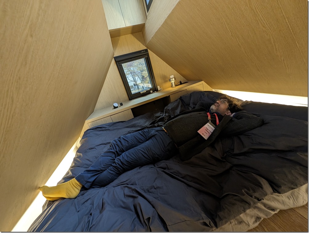 PXL_20231129_071450756