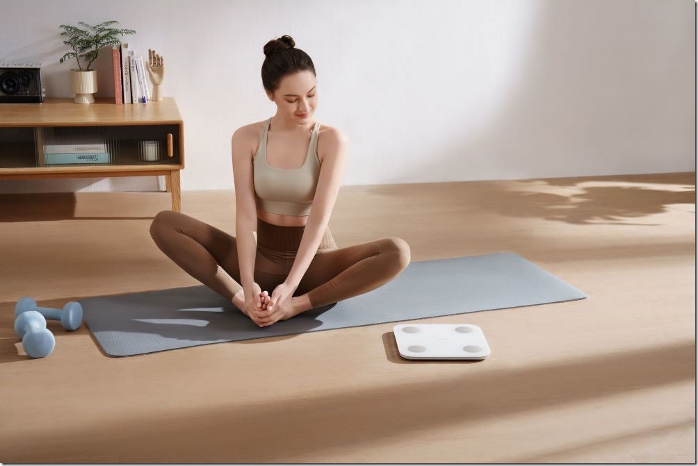 4. Xiaomi 體脂計 S400 提供多達 25 項的健康指標，仔細把關所有家庭成員的健康狀態，只要用米家 APP，就能快速切換不同的測量模式，健康數據一目瞭然。