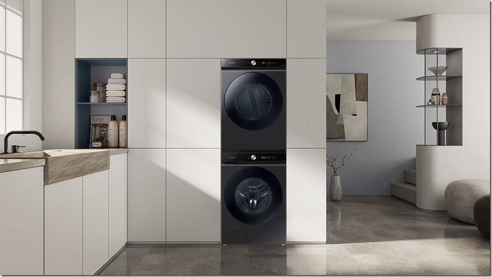 【新聞圖片2】BESPOKE設計品味系列洗衣機榮獲金級省水標章，其搭載的AI智慧洗衣功能，能自動偵測衣物量、髒污程度，提供最佳洗程，省水同時省洗劑。